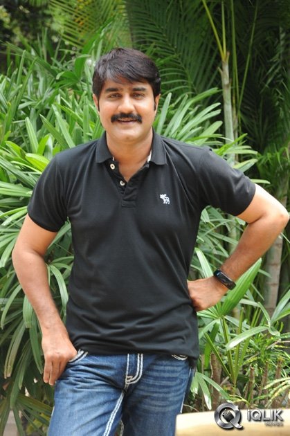 Srikanth-Press-Meet-About-Govindhudu-Andari-Vaadele